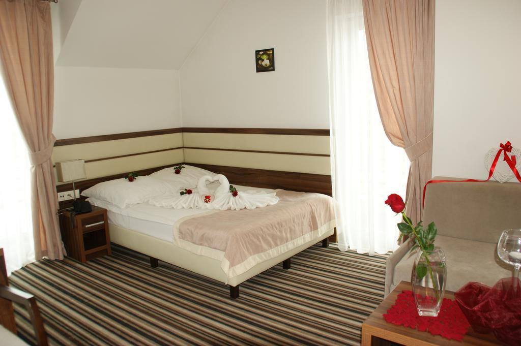 Pensjonat Lysica Wellness & Spa Swieta Katarzyna  Exterior foto